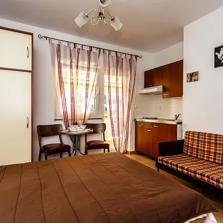 Sara Apartments Malinska Room photo