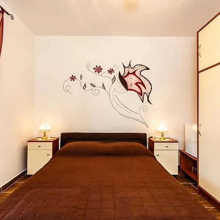 Sara Apartments Malinska Room photo