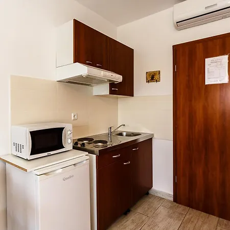 Sara Apartments Malinska Room photo